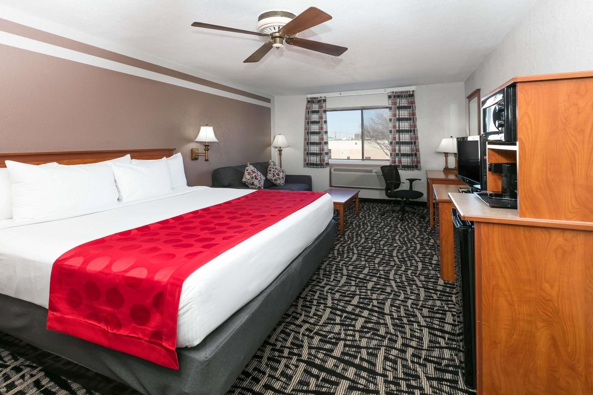 Ramada By Wyndham Oklahoma City Airport North Exterior foto