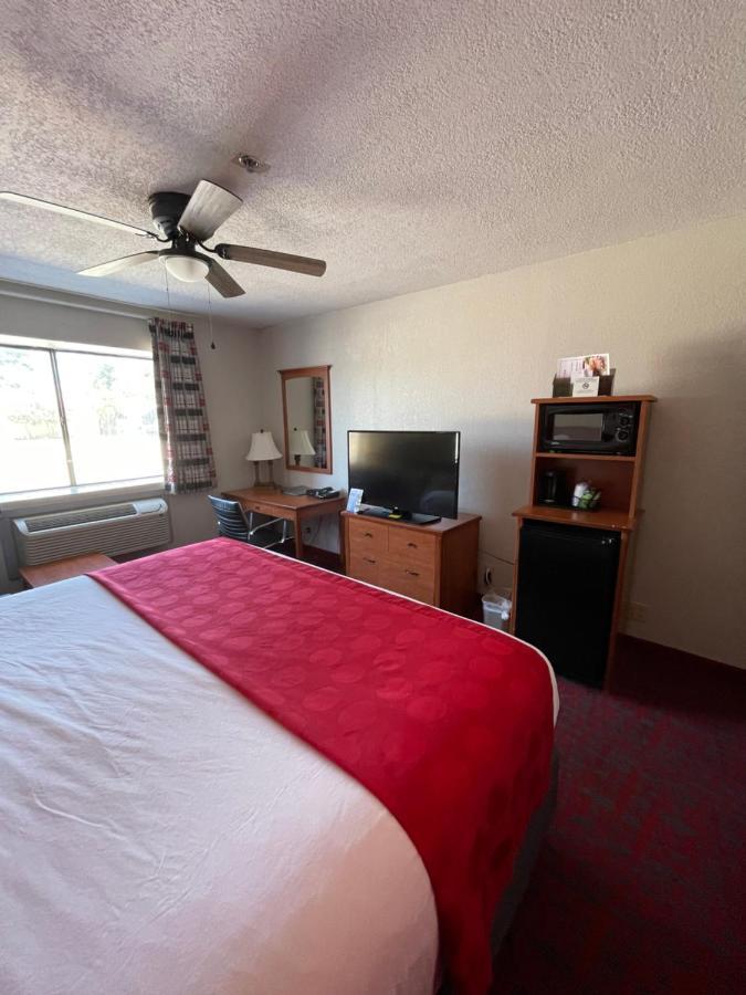 Ramada By Wyndham Oklahoma City Airport North Exterior foto